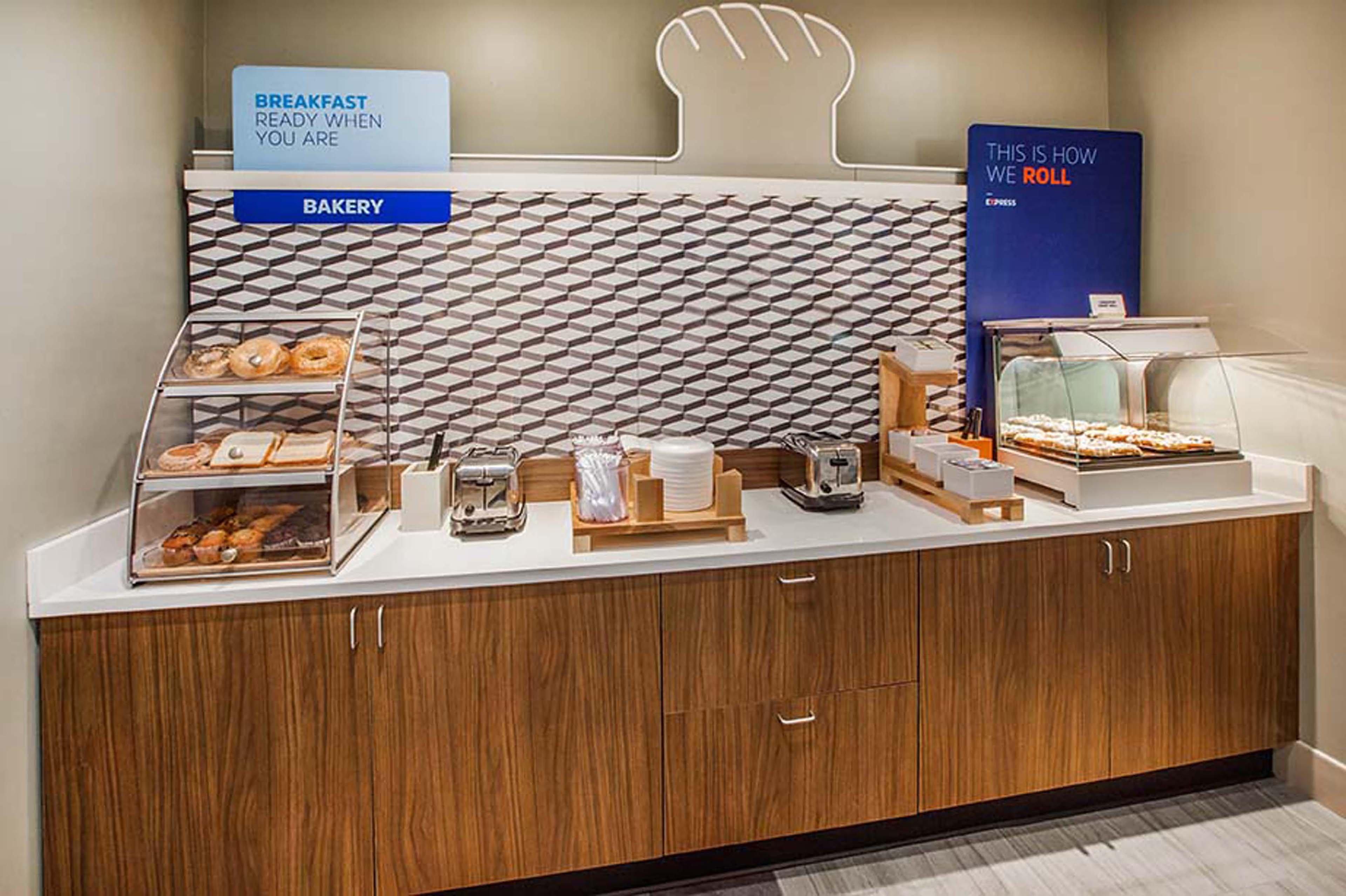 Holiday Inn Express Toledo-Oregon By Ihg Eksteriør bilde