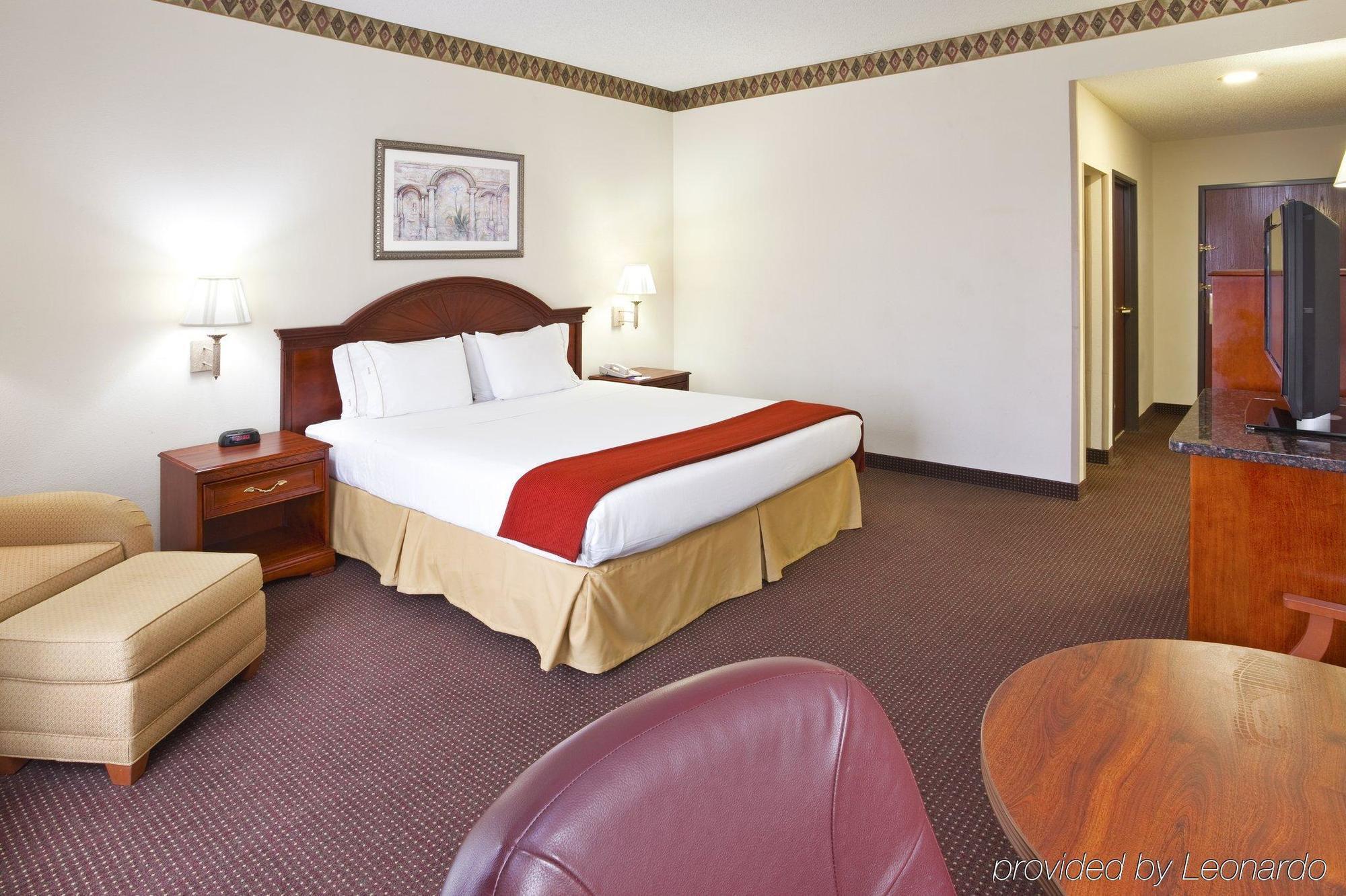 Holiday Inn Express Toledo-Oregon By Ihg Rom bilde